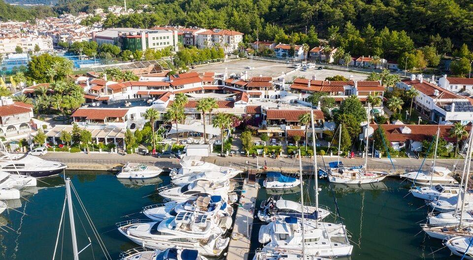 Barbaroness | Antalya VIP Havalimanı Transferi & Şehirler Arası Yolculuk Gallery